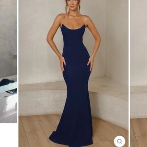 Elegant Navy Blue Strapless Dress